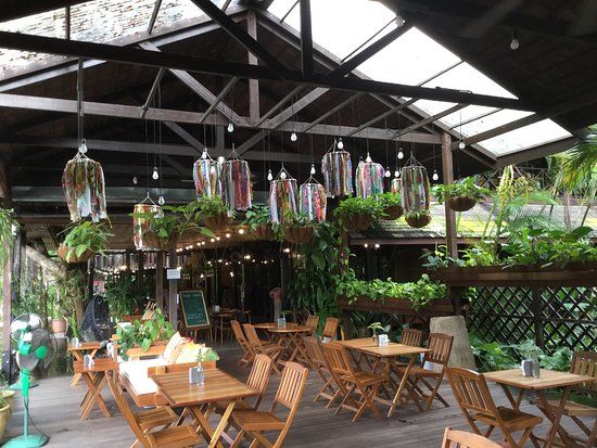 The Lake Bistro and Bar